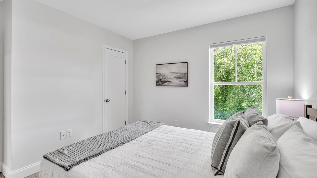 Photo of Bedroom in Taylors