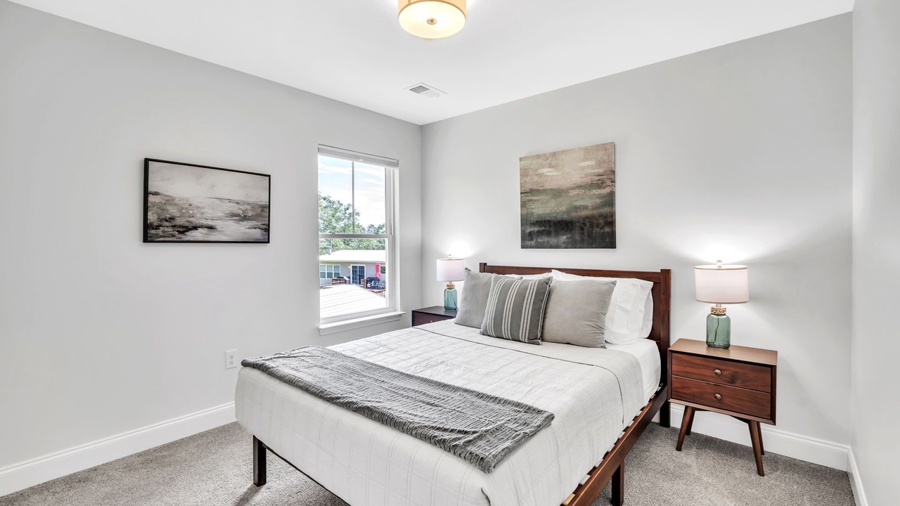 Photo of Bedroom in Taylors