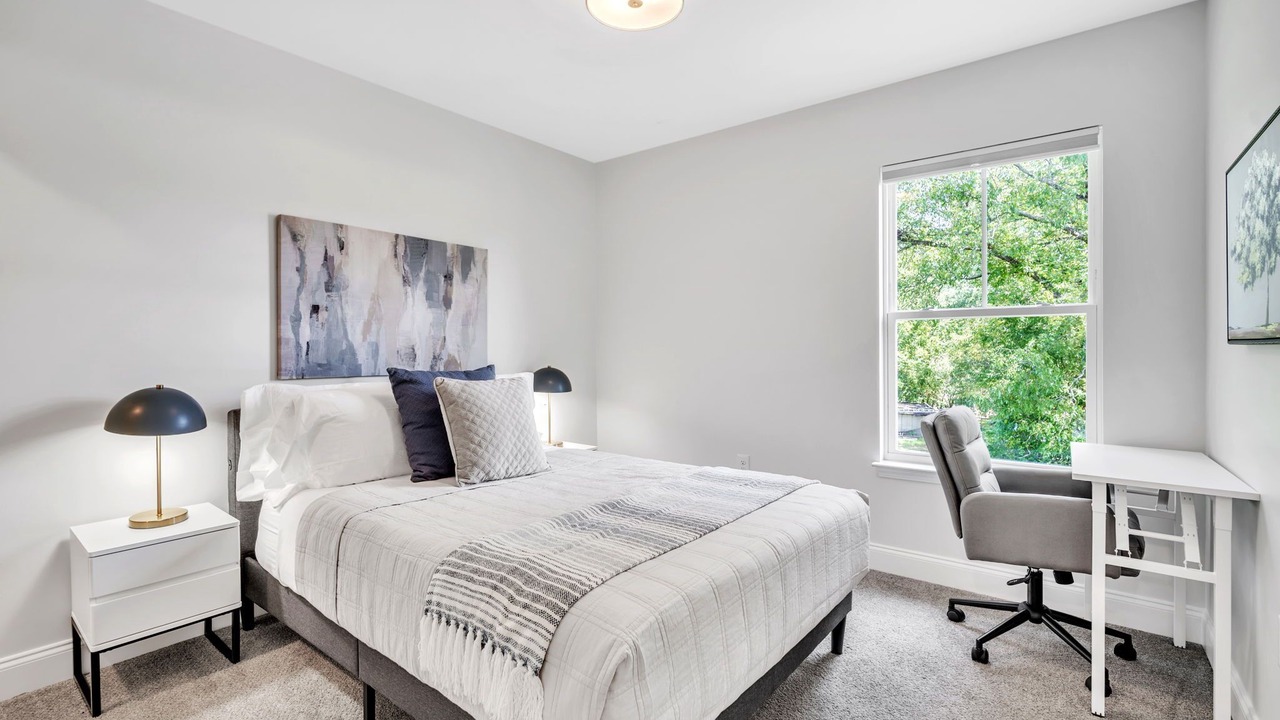 Photo of Bedroom in Taylors