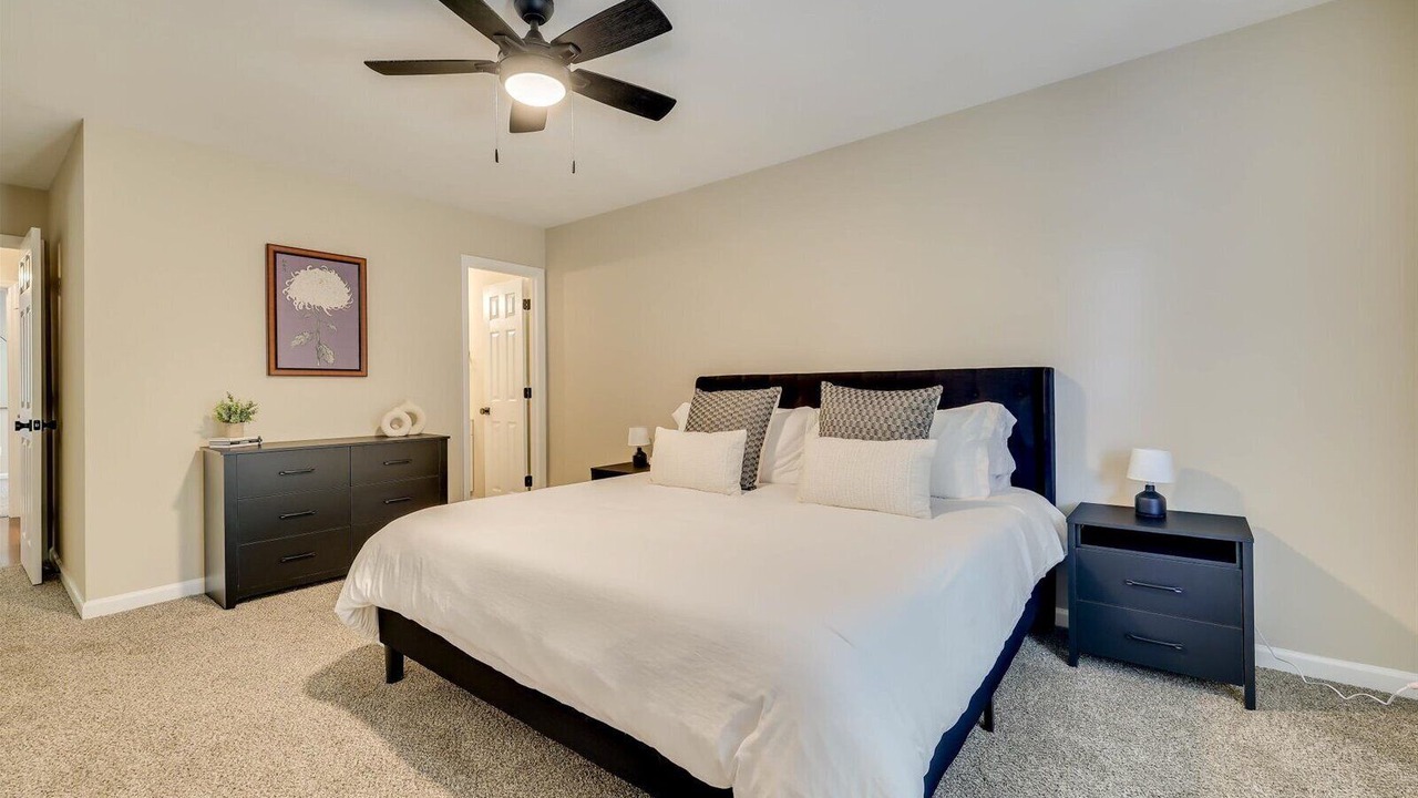 Photo of Bedroom in Evans
