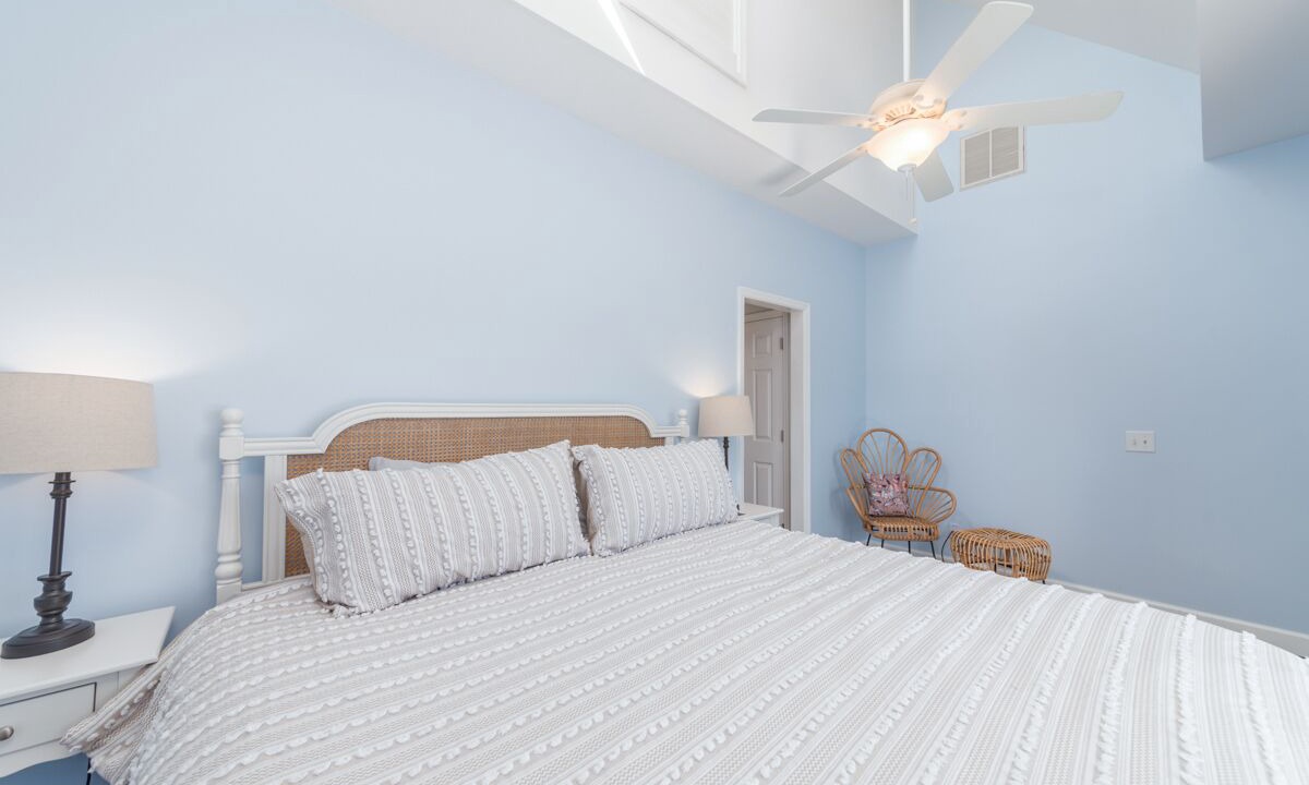 Photo of Bedroom in Oceanmarsh Subdivision