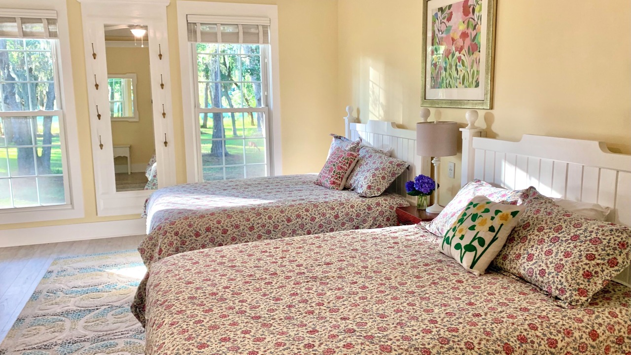 Photo of Bedroom in Melrose on the Beach