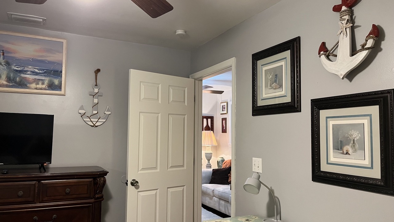 Photo of Livingroom in Eagle Lake