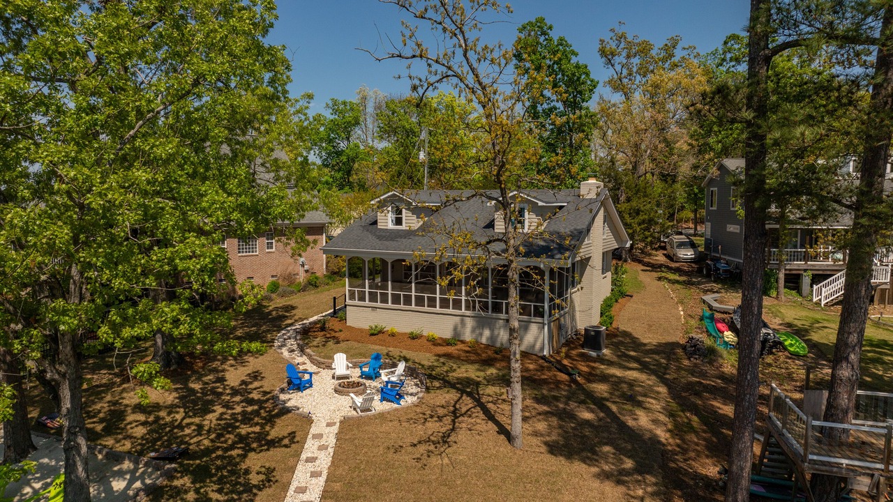 Photo of Outdoor in Chapin