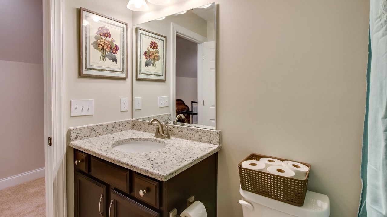 Photo of Bathroom in Taylortown