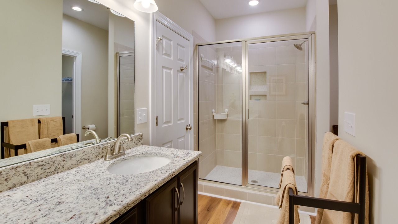 Photo of Bathroom in Taylortown