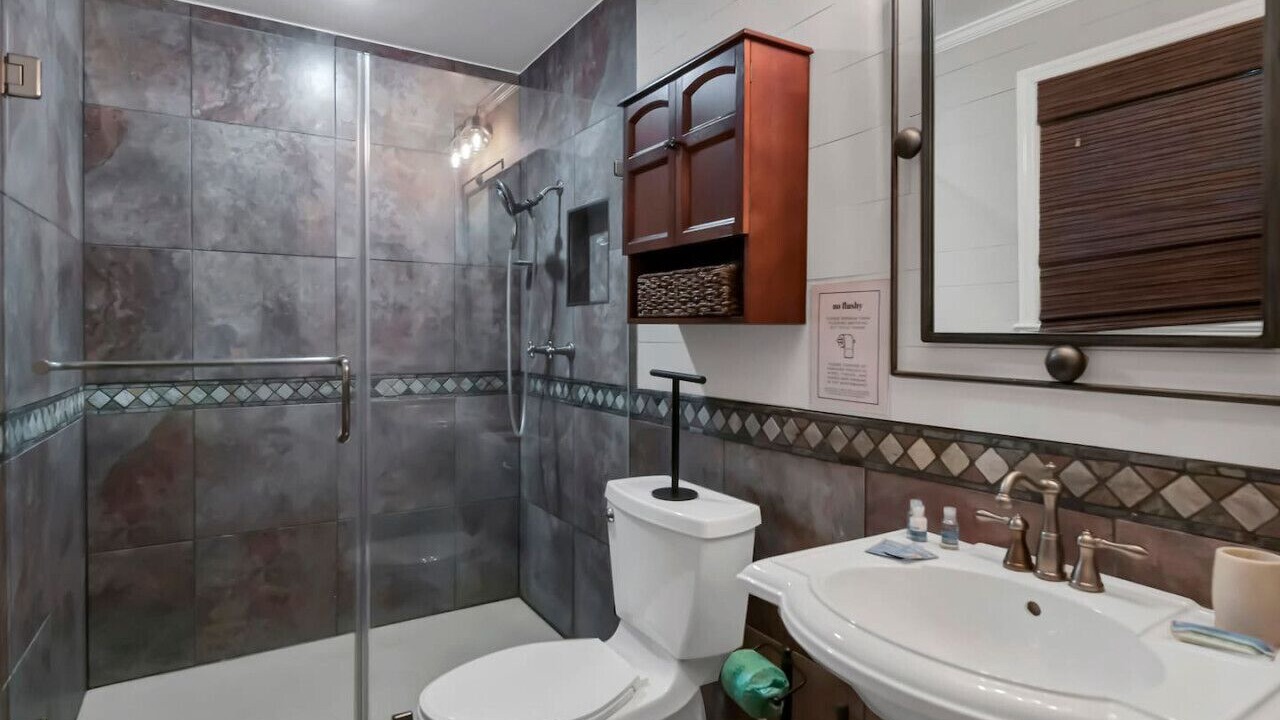 Photo of Bathroom in Harbison