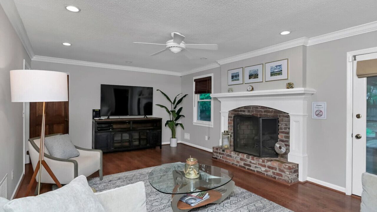 Photo of Livingroom in Harbison