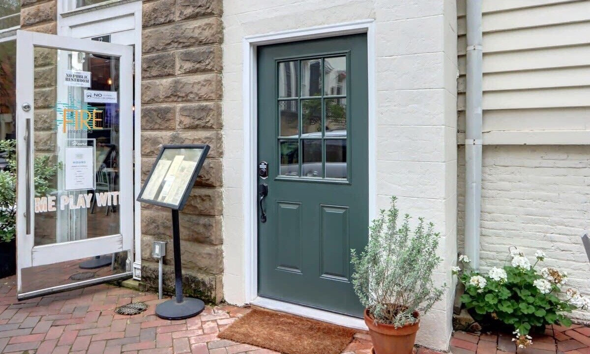 Photo of Outdoor in Historic District - North