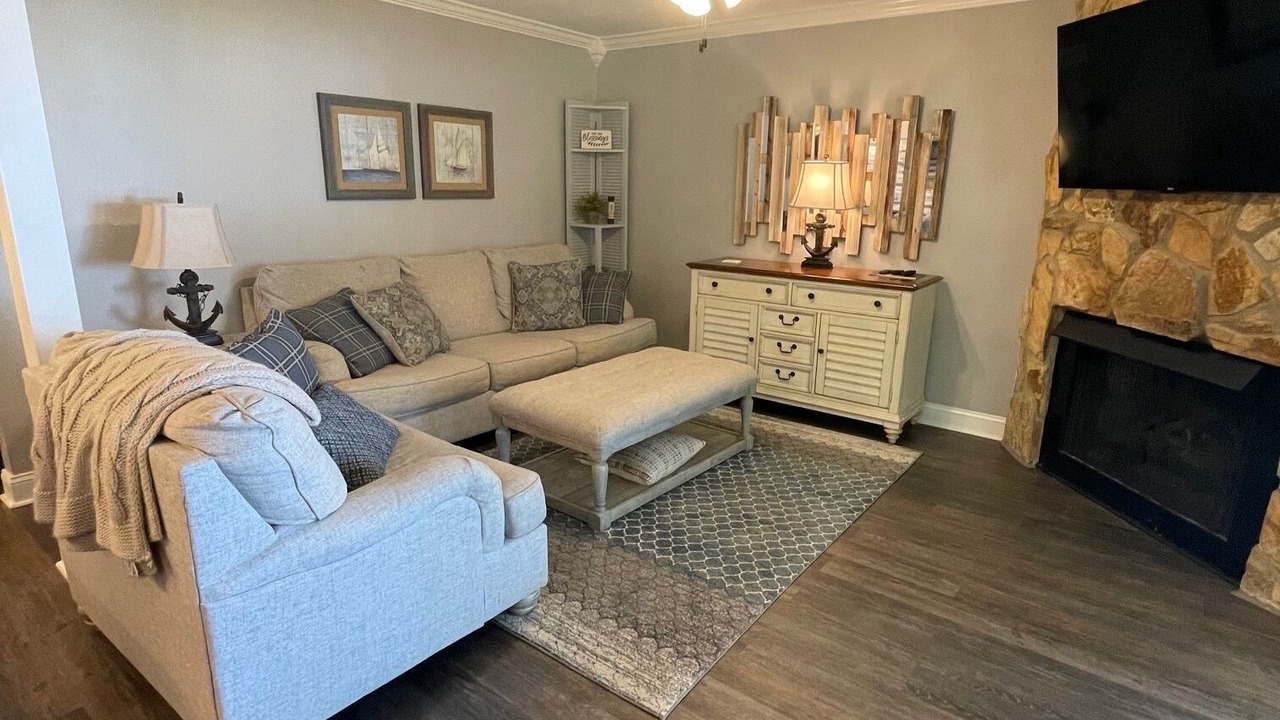 Photo of Livingroom in Anderson