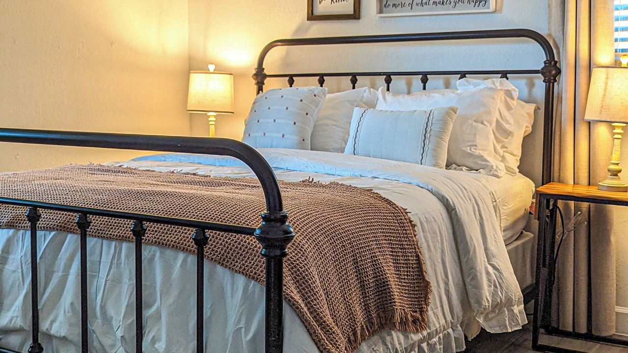 Photo of Bedroom in Riverview