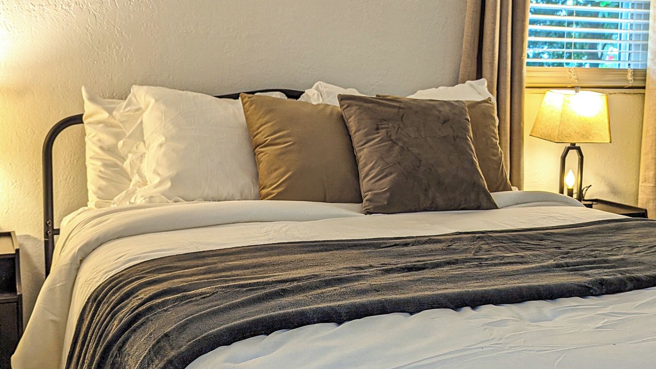 Photo of Bedroom in Riverview