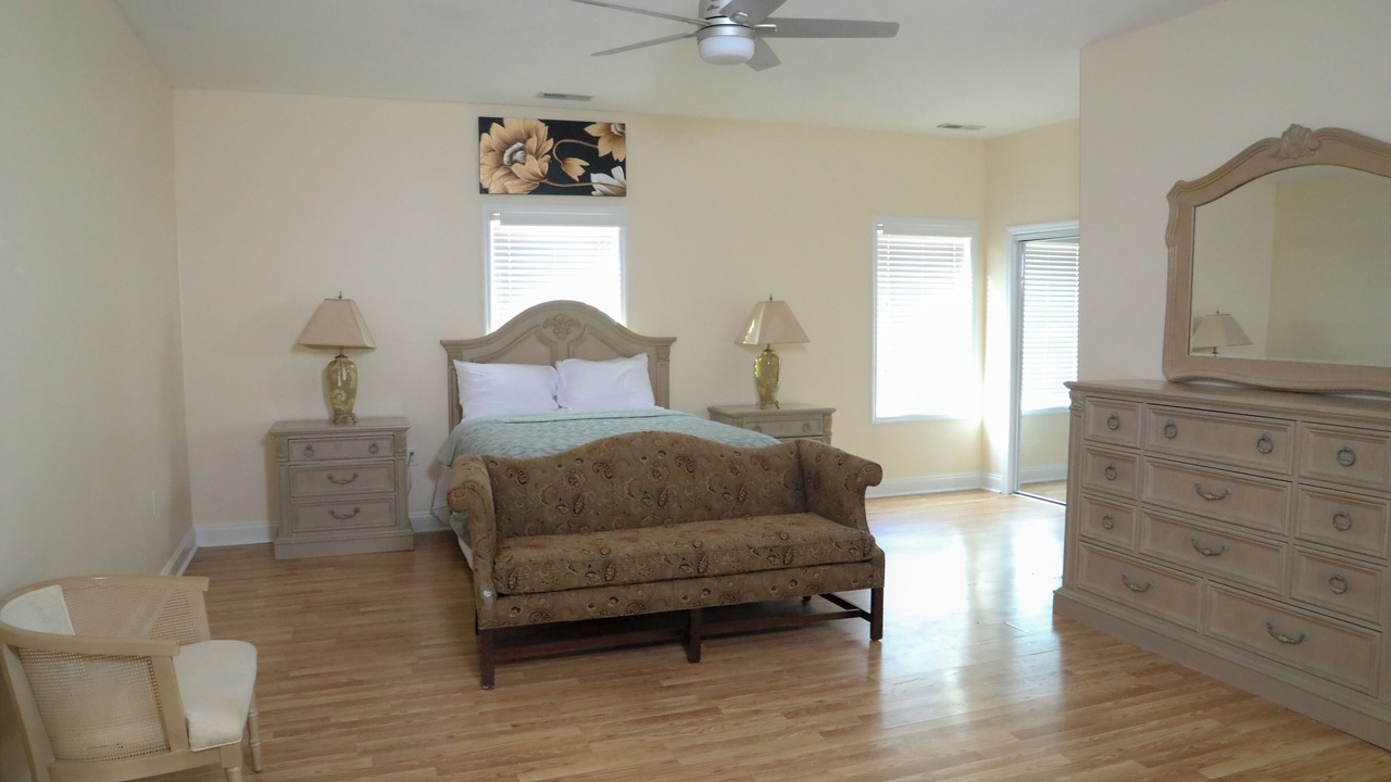 Photo of Bedroom in Appling