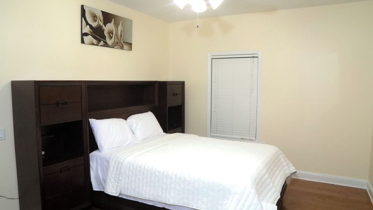 Photo of Bedroom in Appling