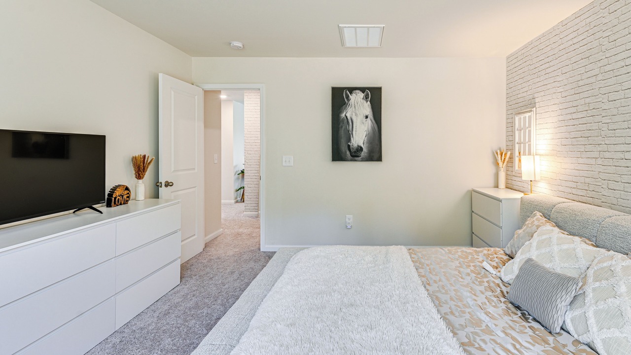 Photo of Bedroom in Anderson
