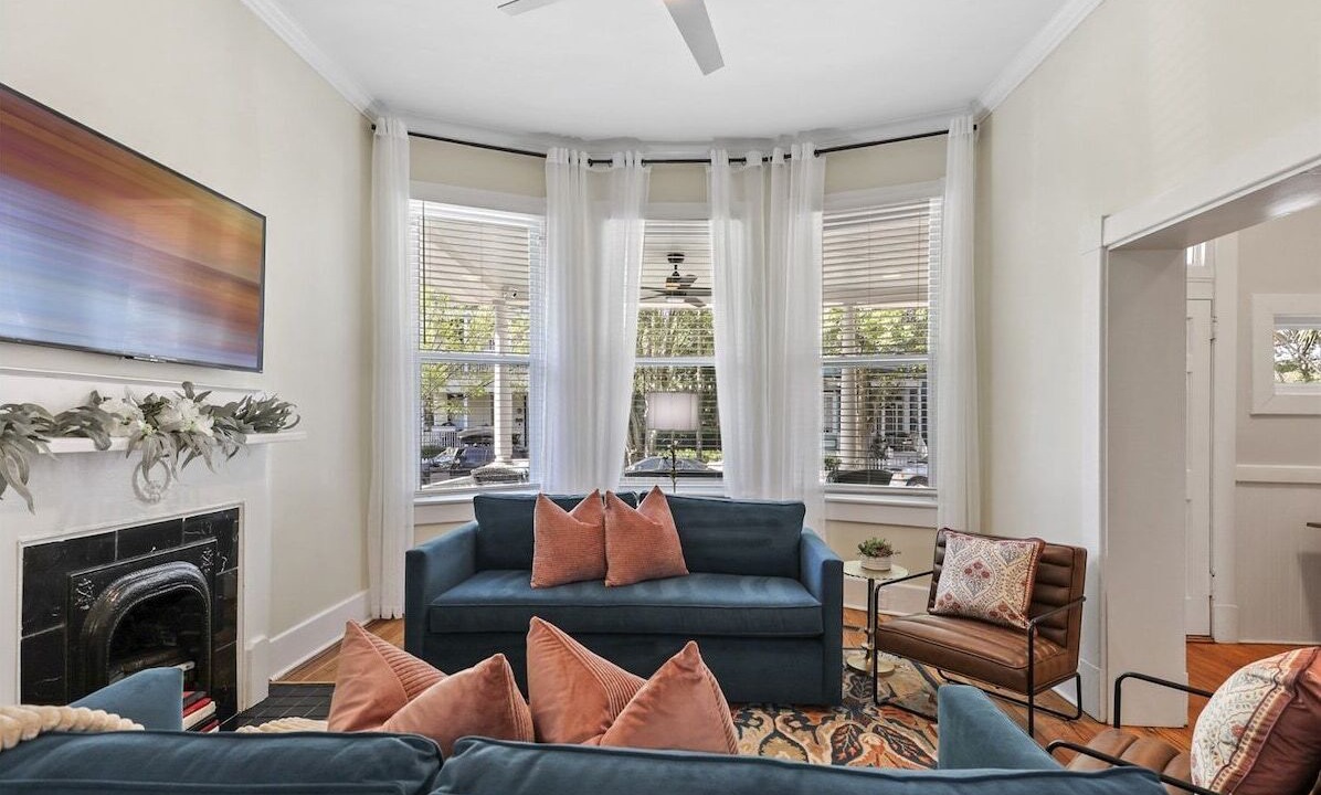 Photo of Livingroom in Dixon Park
