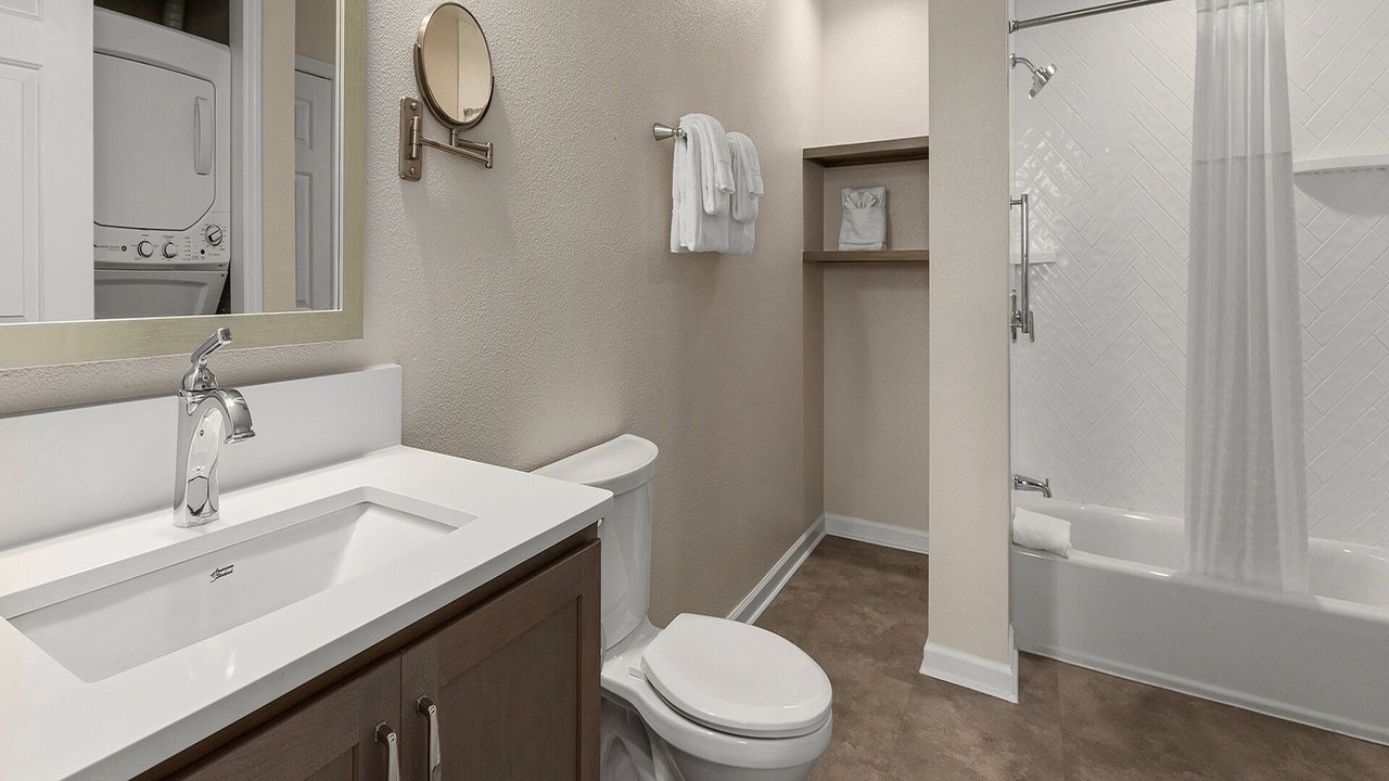 Photo of Bathroom in Ocean Ridge