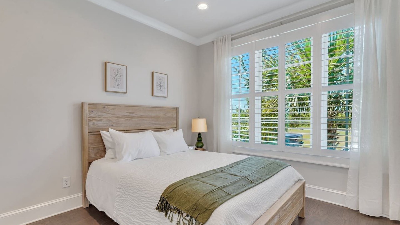 Photo of Bedroom in Hitch Village - Fred Wessels Homes