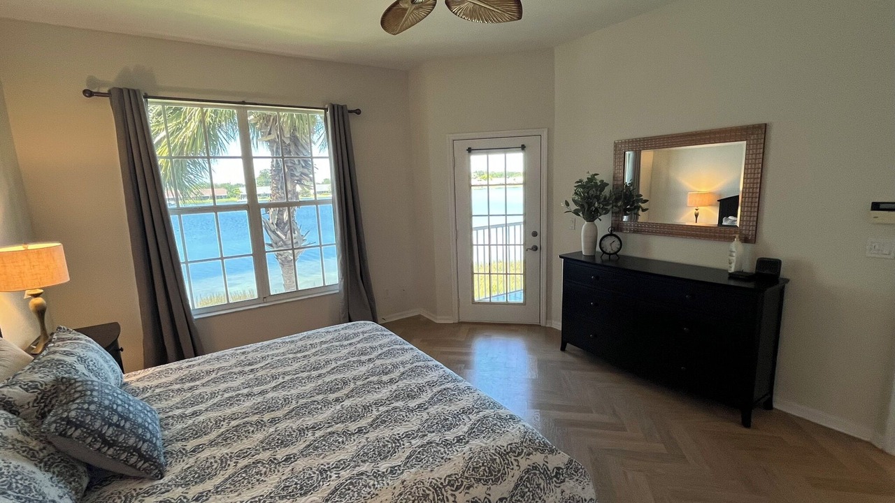 Photo of Bedroom in Crown Pointe