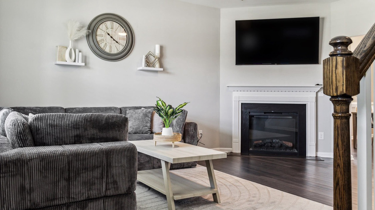 Photo of Livingroom in East Fayetteville