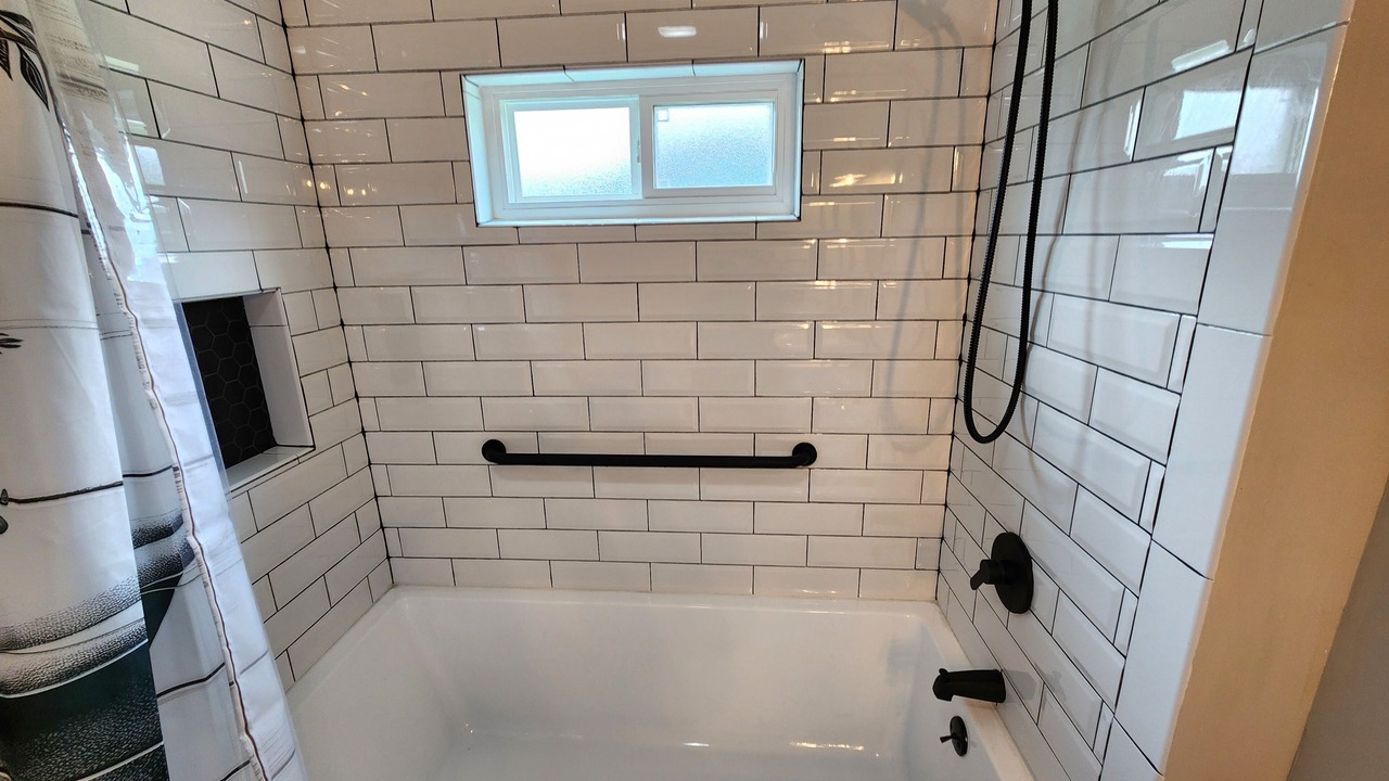 Photo of Bathroom in Seymour