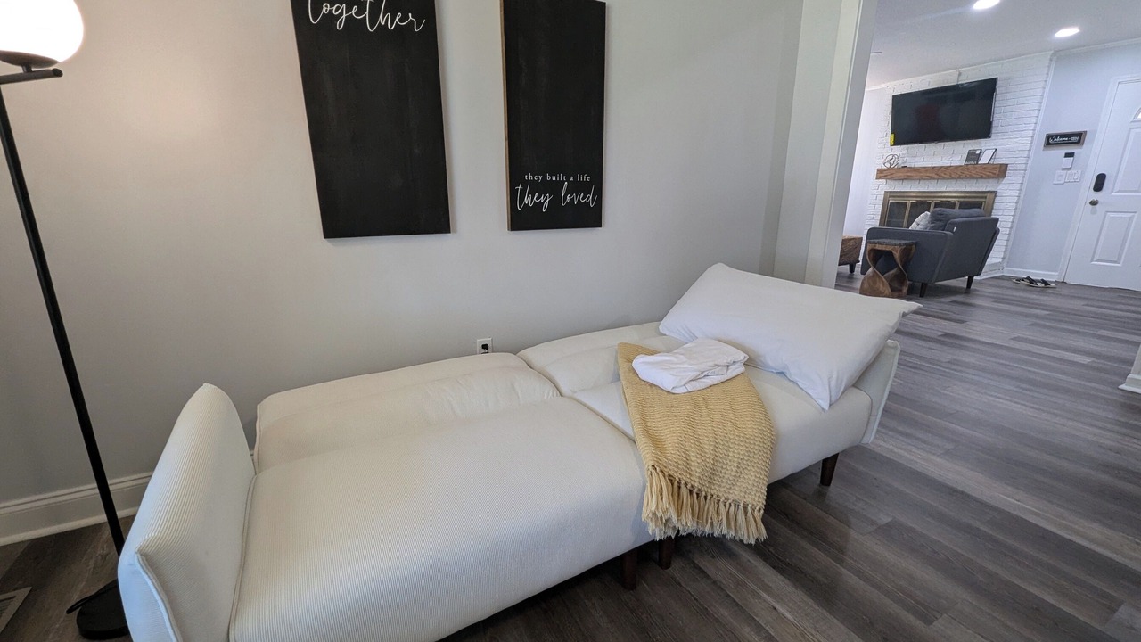 Photo of Livingroom in Taylors