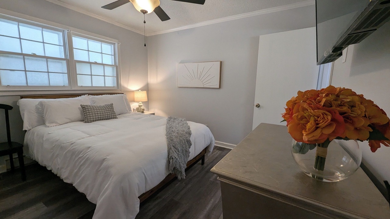 Photo of Bedroom in Taylors