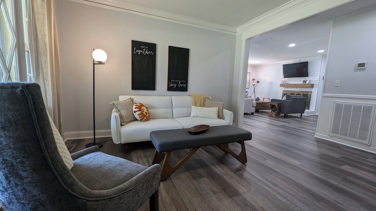 Photo of Livingroom in Taylors