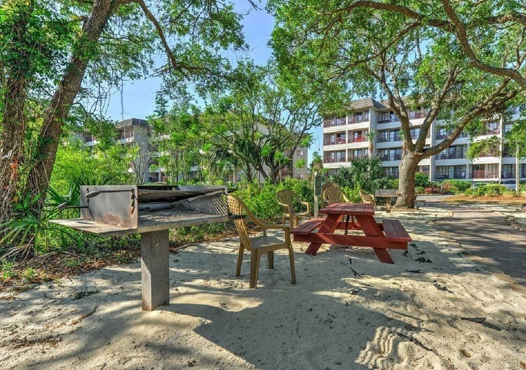 Photo of Outdoor in Folly Field