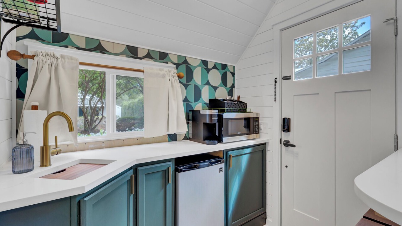 Photo of Kitchen in Summerville Historic District