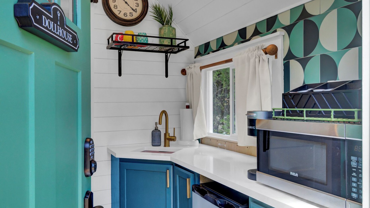 Photo of Kitchen in Summerville Historic District