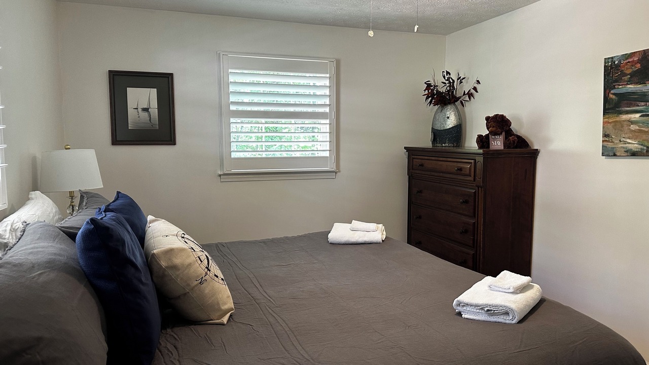 Photo of Bedroom in Seneca