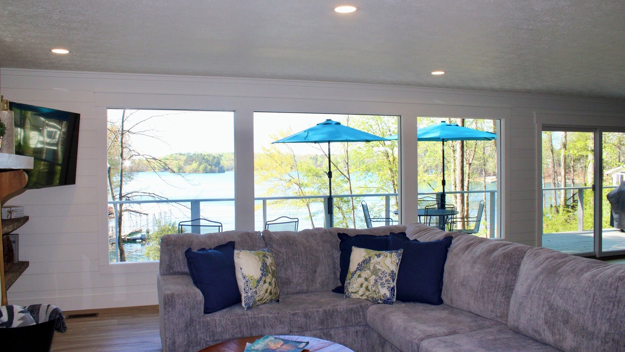 Photo of Livingroom in Seneca