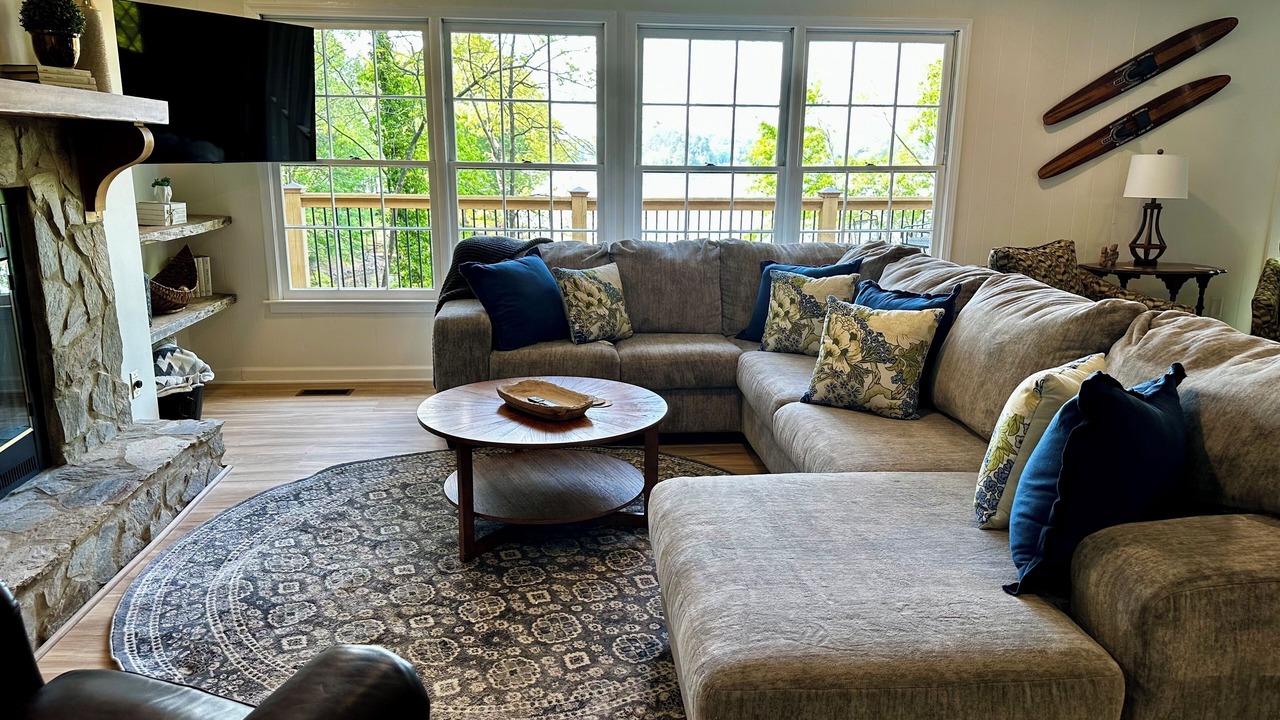 Photo of Livingroom in Seneca