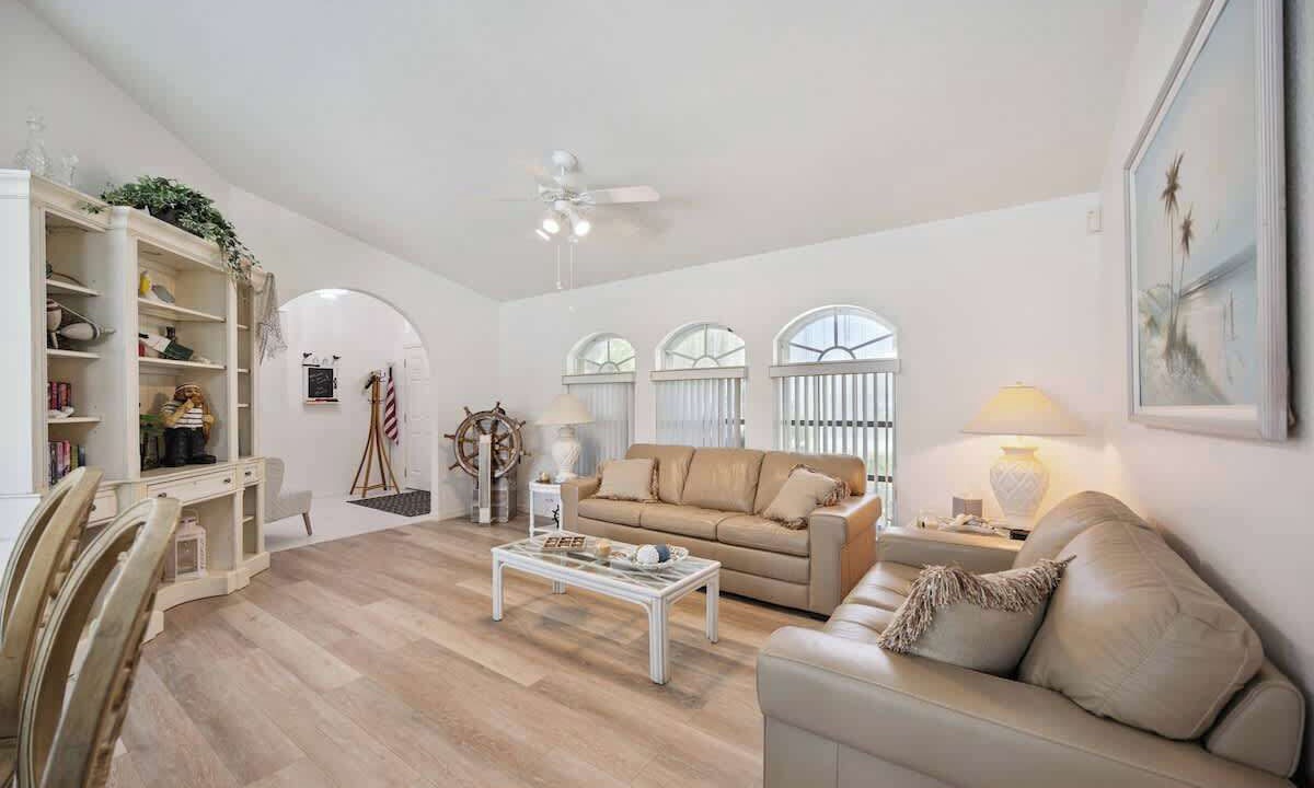 Photo of Livingroom in Port Charlotte
