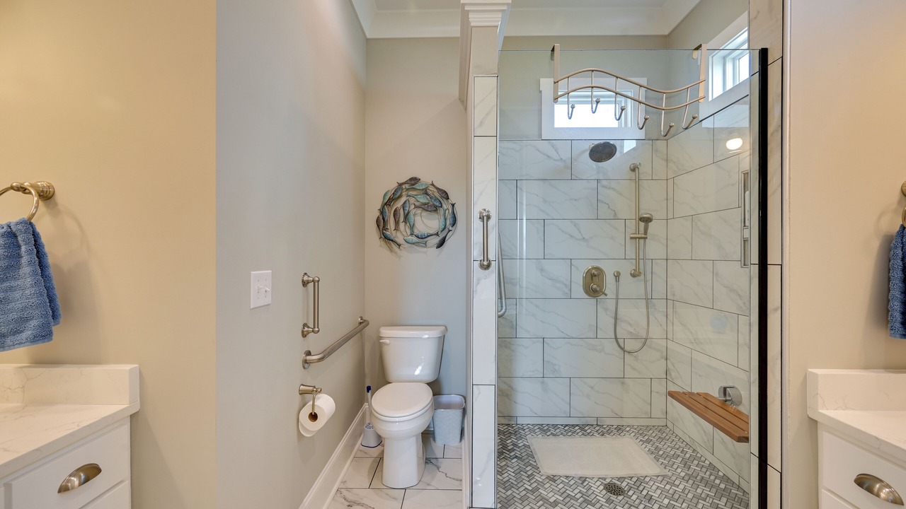 Photo of Bathroom in Greenwood