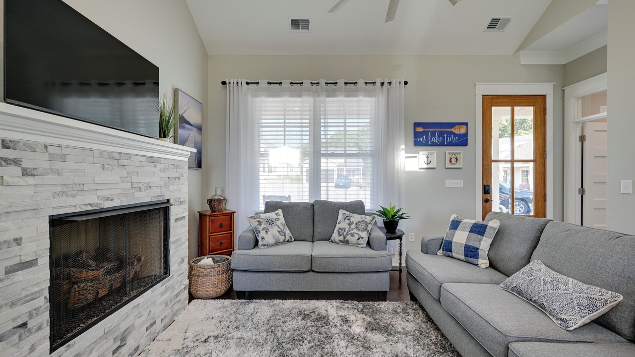 Photo of Livingroom in Greenwood