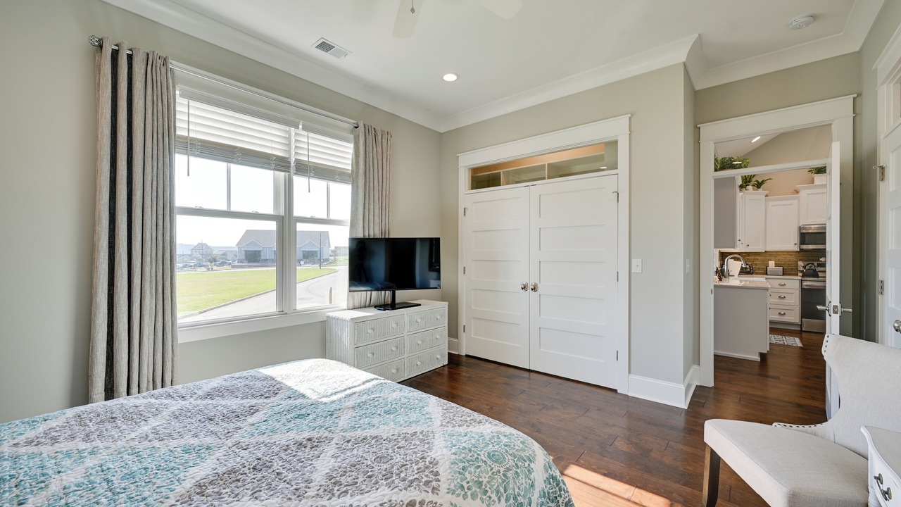 Photo of Bedroom in Greenwood
