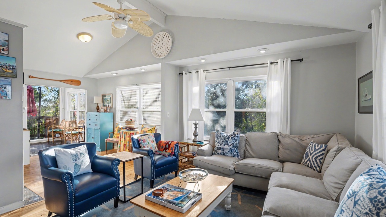Photo of Livingroom in Beaufort