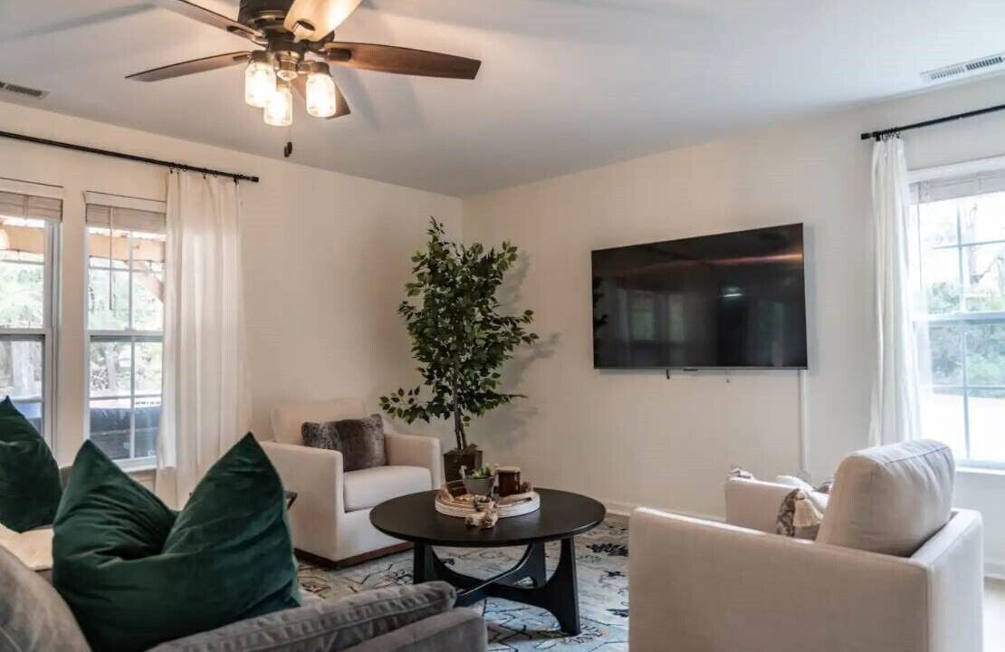 Photo of Livingroom in West End