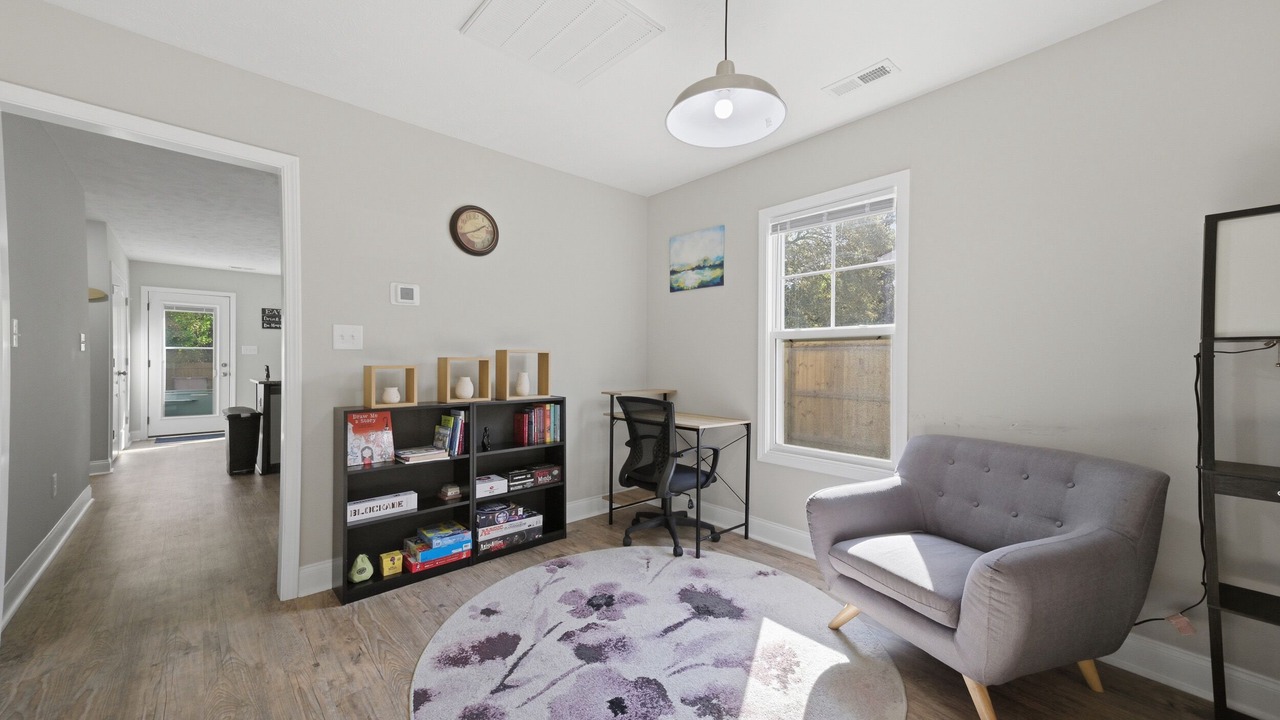 Photo of Livingroom in Terry Sanford