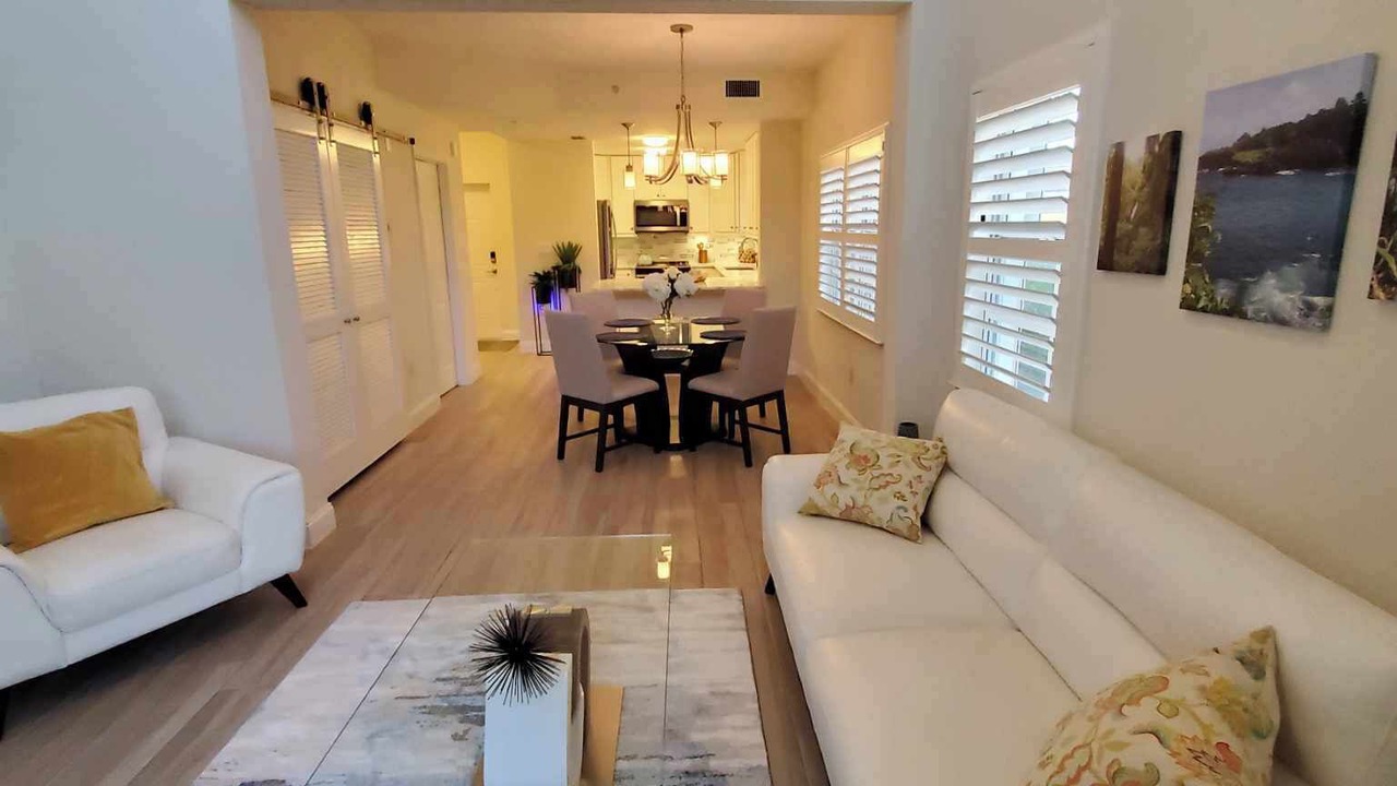 Photo of Livingroom in East Naples