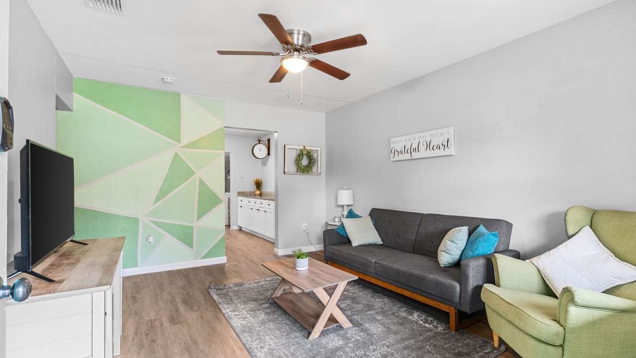 Photo of Livingroom in Winter Haven
