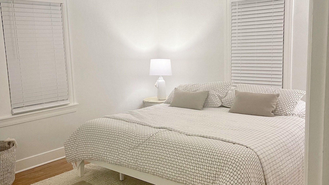 Photo of Bedroom in Crescent Heights
