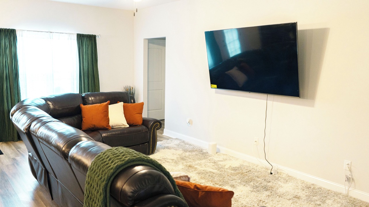 Photo of Livingroom in Hinesville
