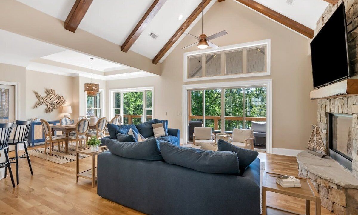 Photo of Livingroom in West Union