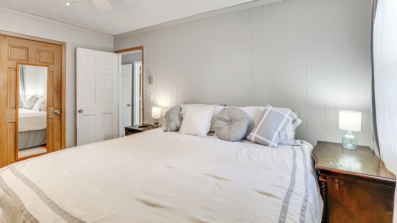 Photo of Bedroom in Mullins