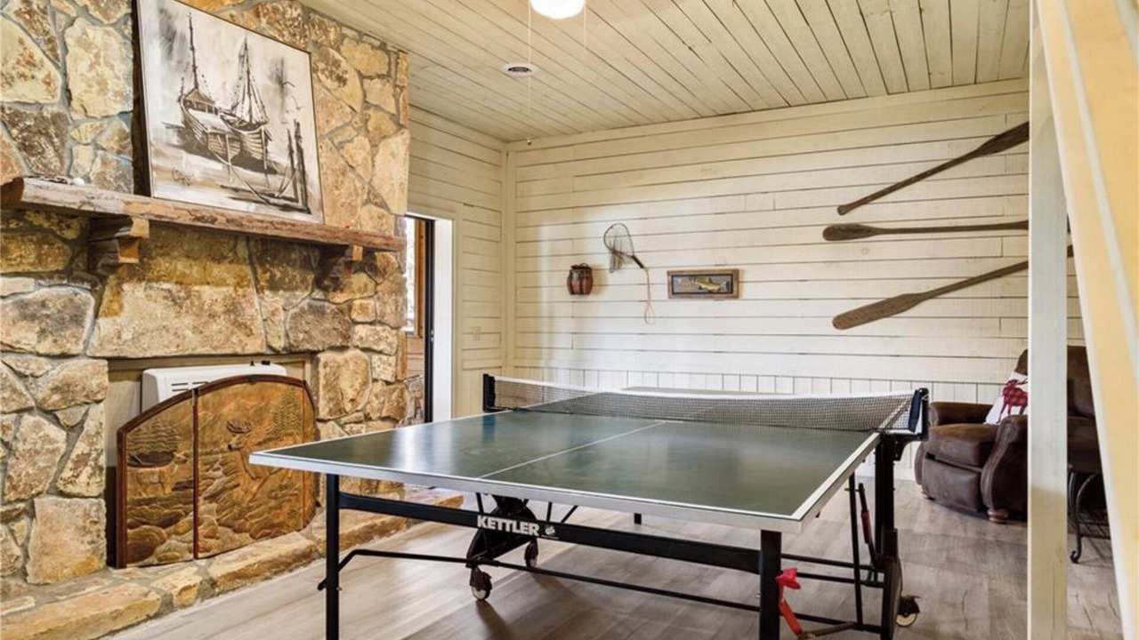 Photo of Bedroom in Mountain Rest