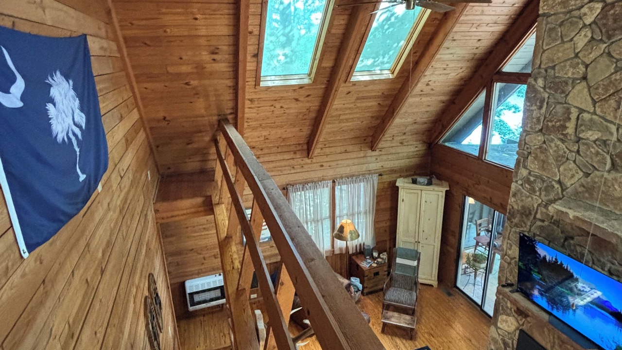 Photo of Livingroom in Mountain Rest