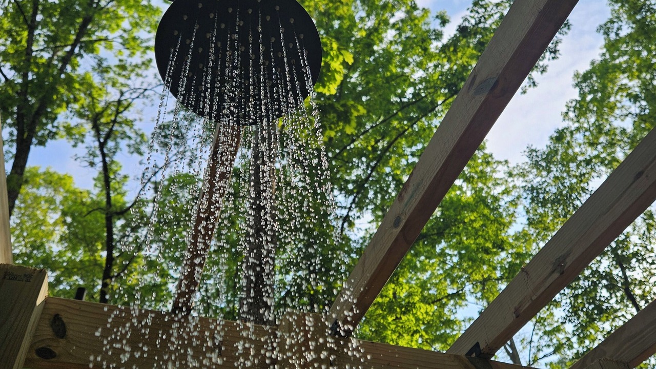 Photo of Outdoor in Dewy Rose